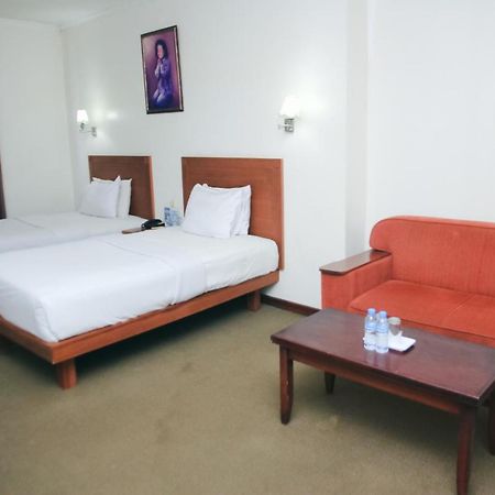 Hotel Bumi Asih Padangsidimpuan Batubelubang Luaran gambar