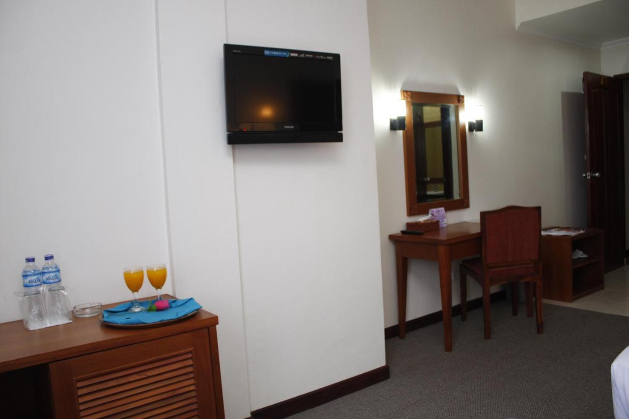 Hotel Bumi Asih Padangsidimpuan Batubelubang Luaran gambar