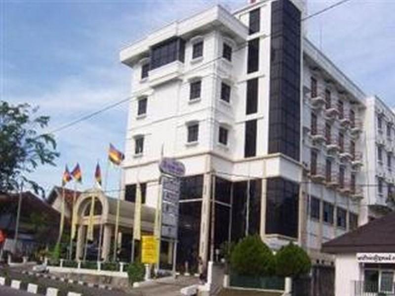Hotel Bumi Asih Padangsidimpuan Batubelubang Luaran gambar